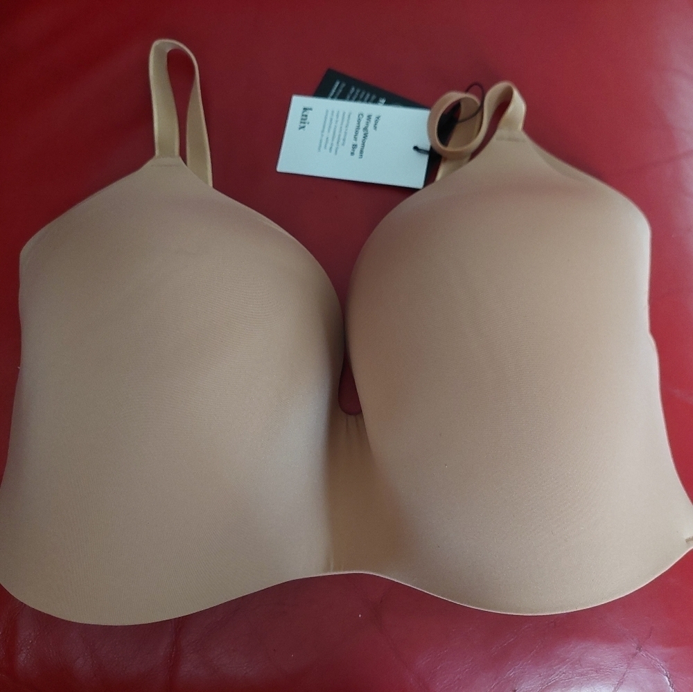 NEW WITH TAGS Seamless Tan KNIX BRA 8+ Bra SIZE XXL Larger TaTa's ( Bag C)